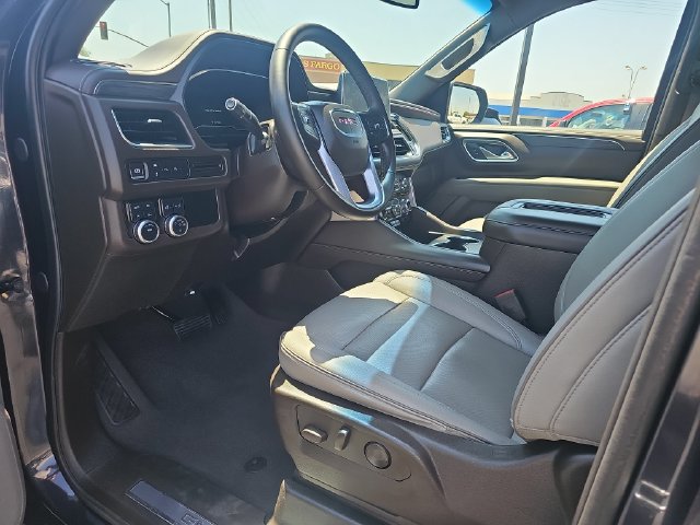 Certified 2024 GMC Yukon XL SLT AWD/4WD image 9