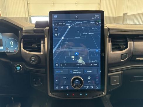 Used 2022 Ford Expedition Max Platinum image 30