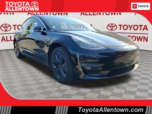 Used 2019 Tesla Model 3 RWD image 1