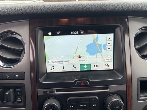 Used 2016 Ford Expedition Platinum image 17