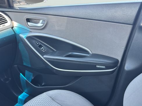 Used 2016 Hyundai Santa Fe Sport AWD/4WD image 17