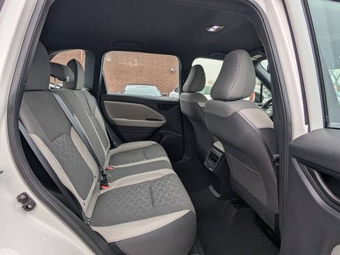 Used 2025 Subaru Forester AWD/4WD image 14