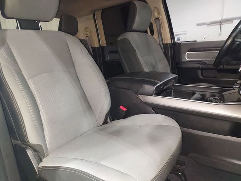 Used 2019 RAM 3500 Big Horn AWD/4WD image 29