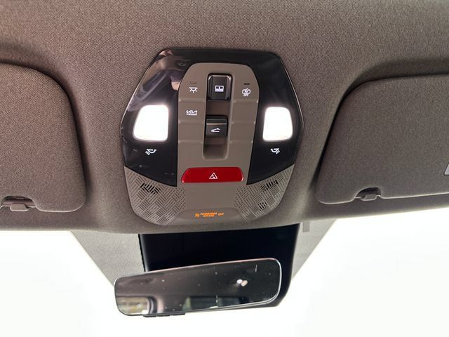 Used 2024 Kia EV9 Wind AWD/4WD image 28