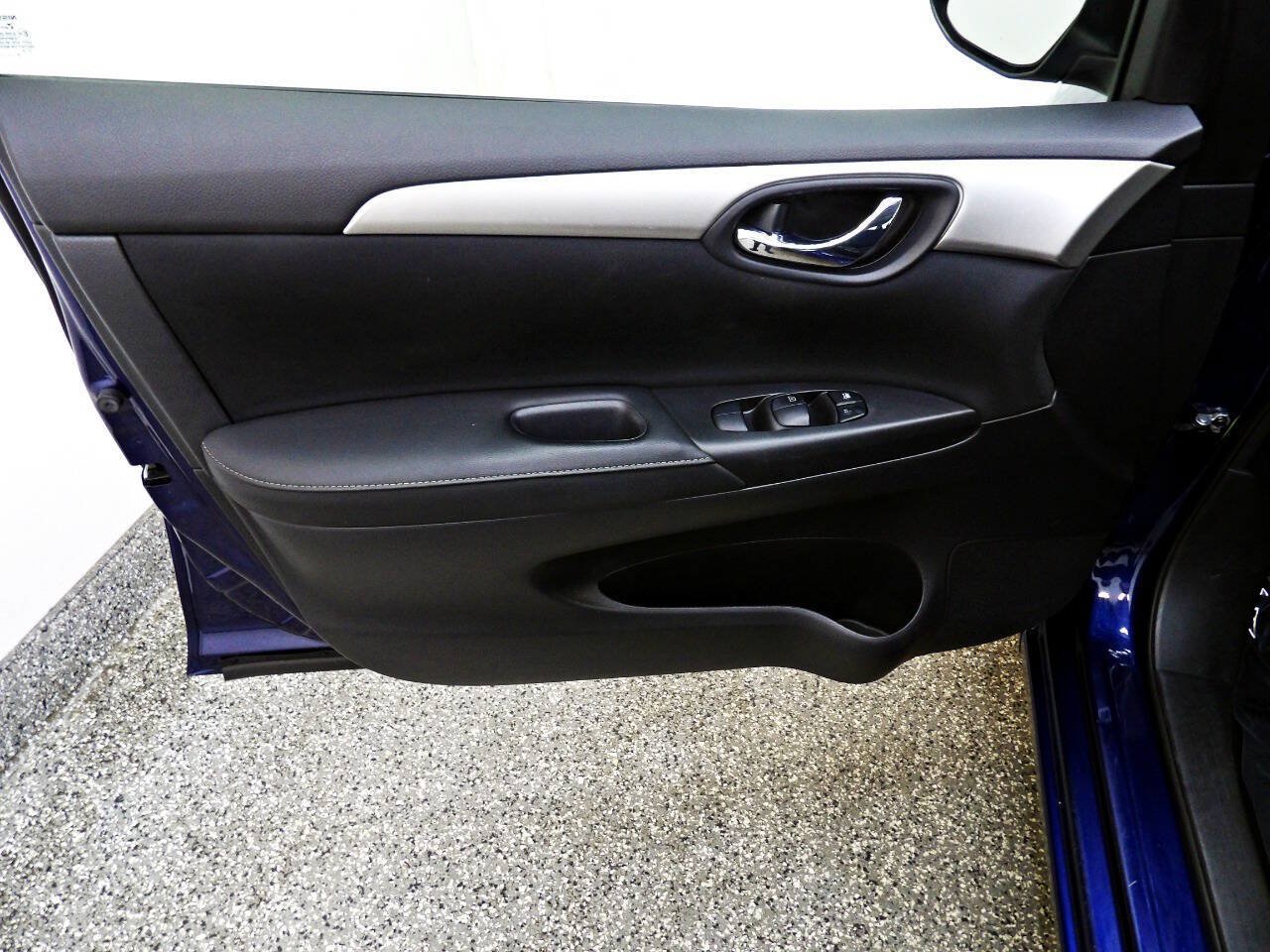 Used 2019 Nissan Sentra S FWD image 7