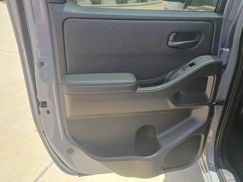 New 2026 Nissan Frontier SV w/ Tow Package RWD image 38