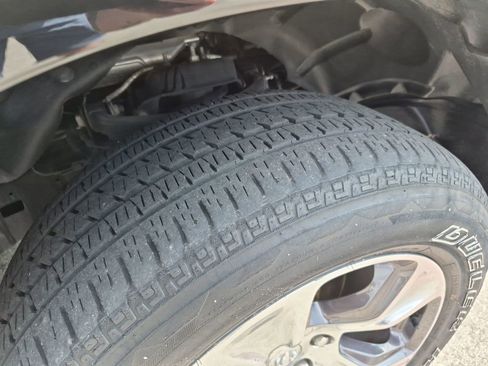 Used 2022 RAM 1500 Laramie w/ Sport Appearance Package AWD/4WD image 16
