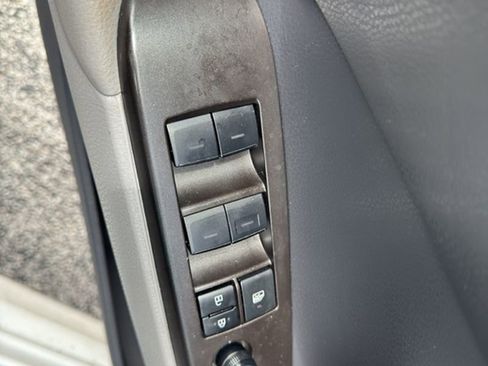 Used 2024 Toyota Camry LE w/ Convenience Package FWD image 18