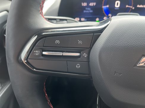 Used 2024 Chevrolet Equinox EV RS image 20