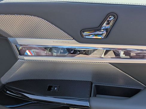 New 2026 BMW 740i RWD image 19