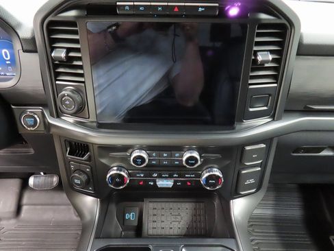 Used 2024 Ford F150 XLT w/ Equipment Group 303A High image 13