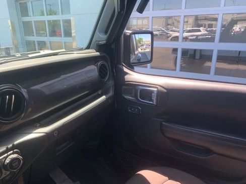 Used 2020 Jeep Gladiator Sport AWD/4WD image 12