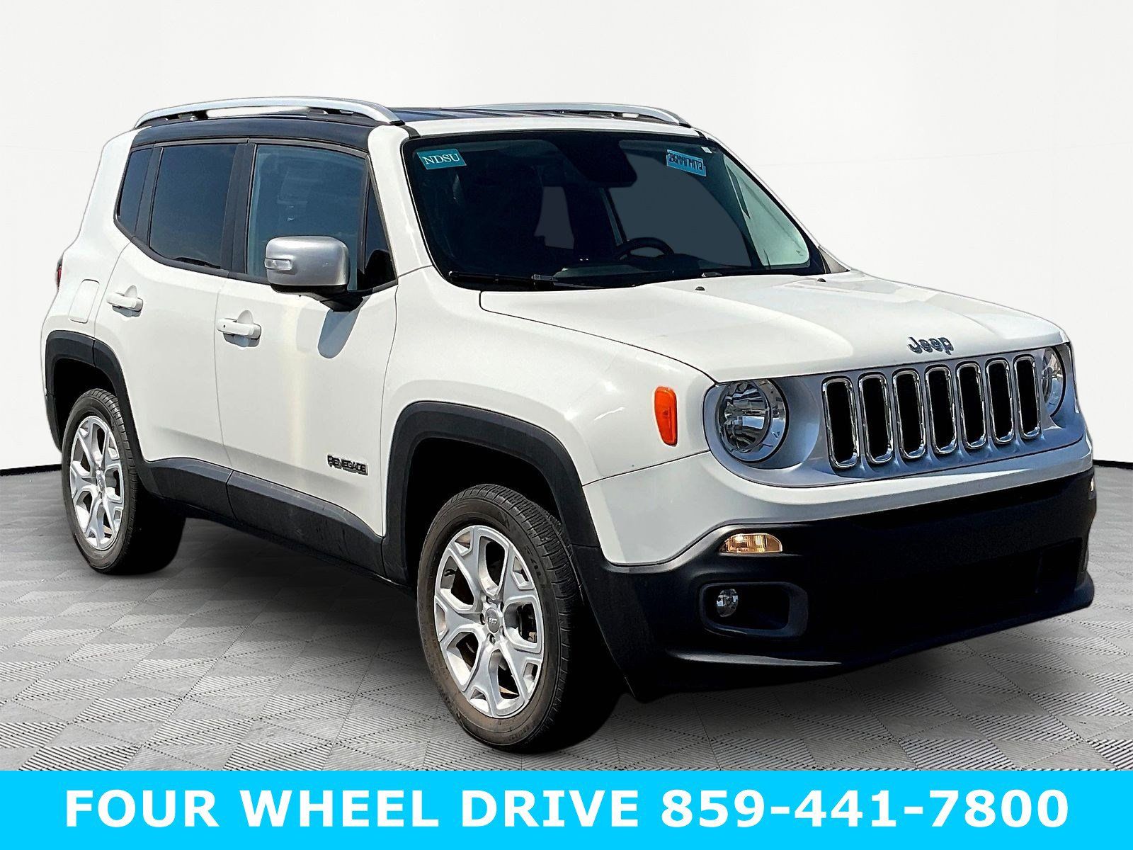 Used 2016 Jeep Renegade Limited AWD/4WD image 3