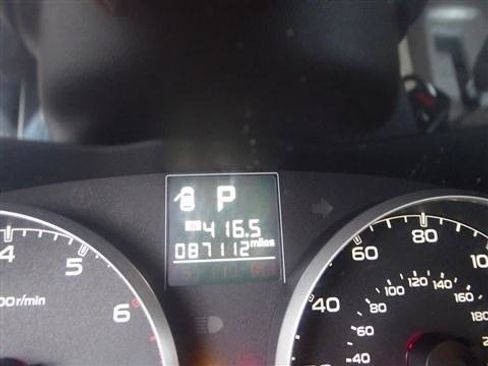 Used 2013 Subaru Outback 2.5i Premium w/ All-Weather Pkg image 12