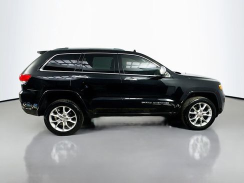 Used 2018 Jeep Grand Cherokee Overland AWD/4WD image 9