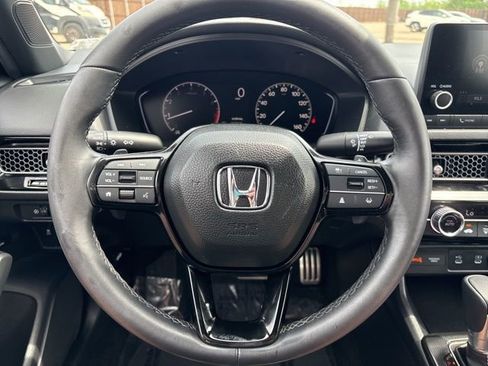 Used 2025 Honda Civic Sport image 5