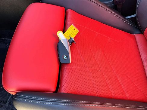 Used 2025 BMW X1 xDrive28i w/ M Sport Package image 15