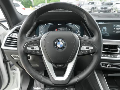 Used 2023 BMW X5 xDrive45e w/ Climate Comfort Package AWD/4WD image 8