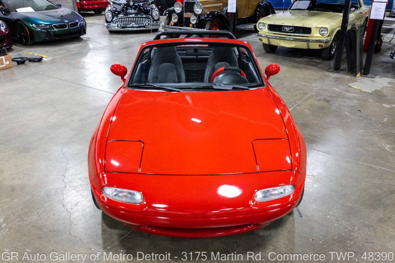 Used 1996 MAZDA MX-5 Miata RWD image 10