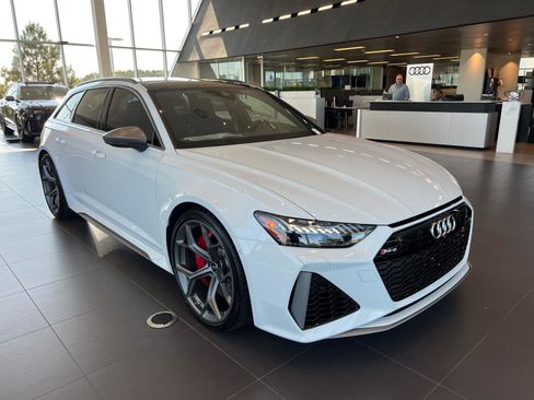 New 2025 Audi RS 6 performance image 3