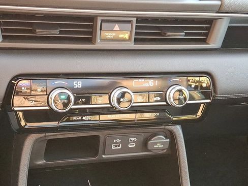 New 2025 Honda Pilot Elite image 14