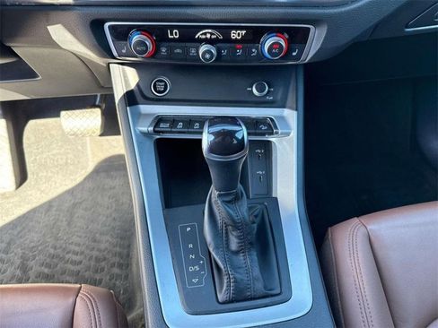 Used 2022 Audi Q3 2.0T Premium Plus image 28