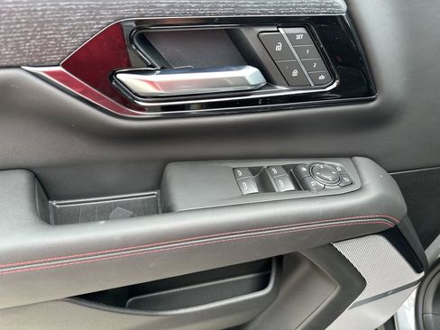 New 2026 GMC Yukon XL AT4 Ultimate w/ LPO, Floor Liner Package AWD/4WD image 11