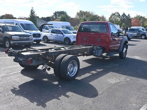 Used 2016 Ford F550 2WD Regular Cab Super Duty w/ XLT Interior Package image 12