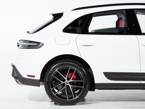 Used 2024 Porsche Macan S image 14