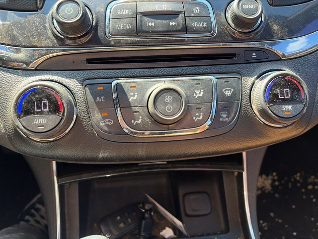 Used 2014 Chevrolet Impala LTZ FWD image 33