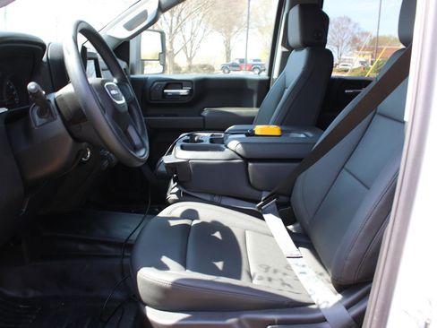 New 2026 GMC Sierra 3500 Pro w/ Convenience Package image 10