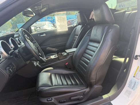 Used 2007 Ford Mustang Shelby GT500 RWD image 13