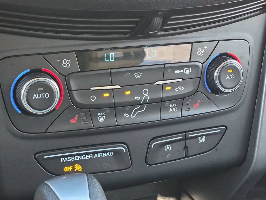 Used 2017 Ford Escape SE w/ Equipment Group 201A AWD/4WD image 25