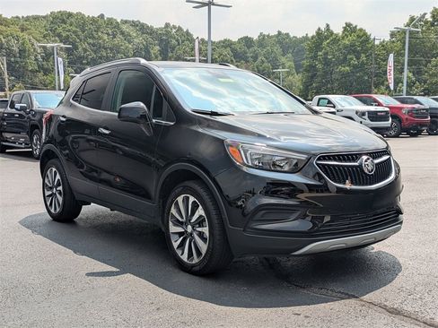 Certified 2022 Buick Encore Preferred w/ Safety Package image 3
