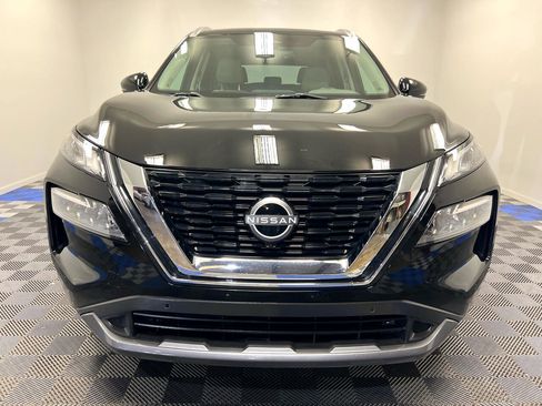 Used 2023 Nissan Rogue SL w/ SL Premium Package image 2