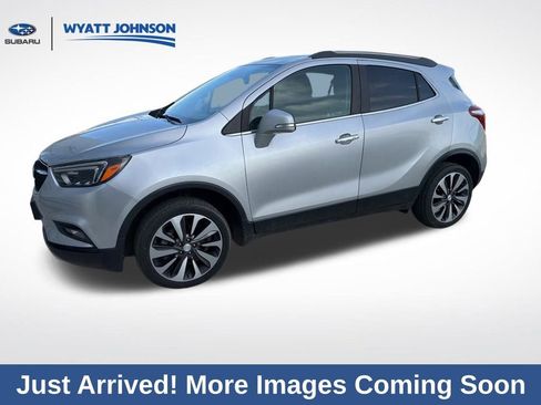 Used 2018 Buick Encore Essence image 3
