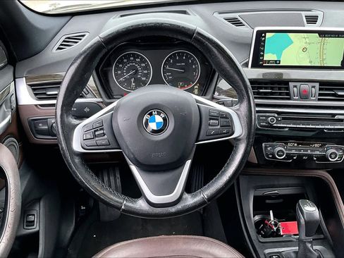 Used 2018 BMW X1 sDrive28i image 4