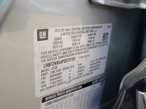 Used 2023 Buick Envision Essence w/ Technology Package I image 37