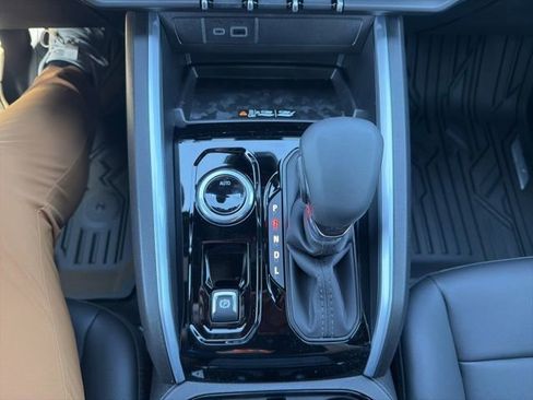New 2026 Chevrolet Colorado LT w/ LT Convenience Package AWD/4WD image 33