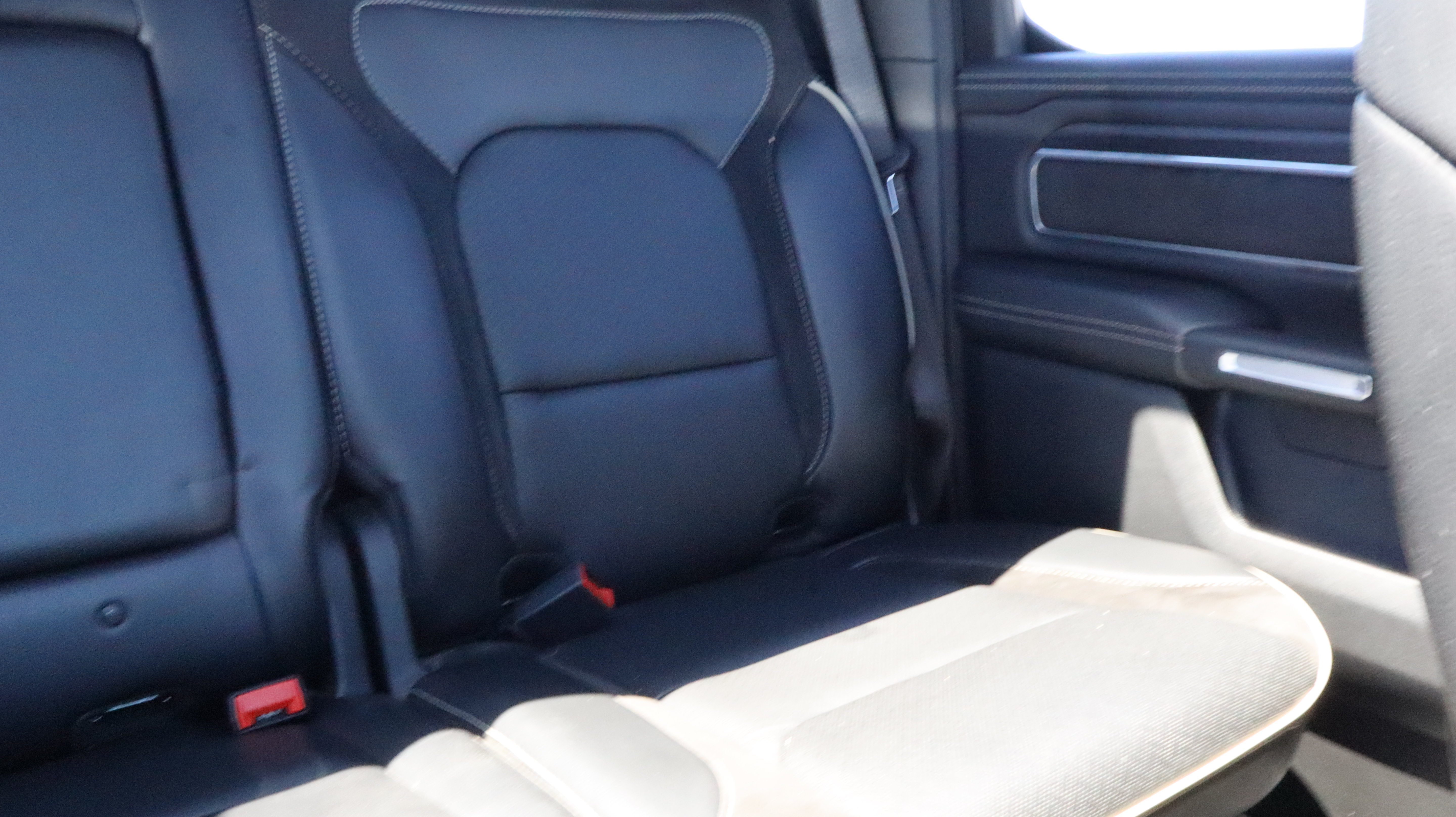 Used 2023 RAM 1500 Laramie AWD/4WD image 9