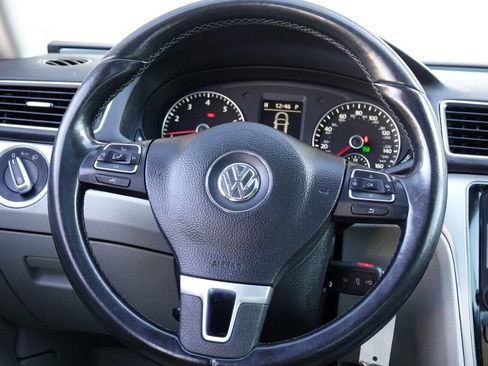 Used 2012 Volkswagen Passat 2.5 SE FWD image 66
