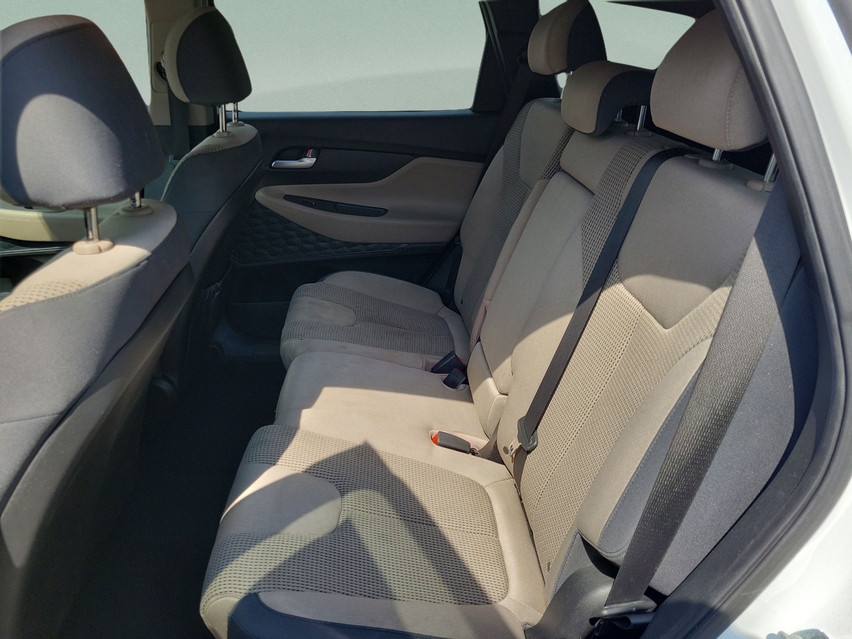 Used 2022 Hyundai Santa Fe SE w/ Cargo Package AWD/4WD image 8