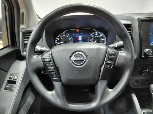 Used 2024 Nissan Frontier S w/ Technology Package RWD image 18