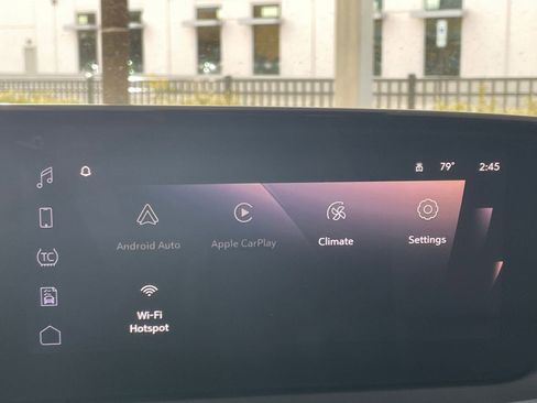 Used 2025 Buick Envista Sport Touring image 21