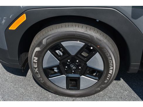 New 2026 Hyundai Santa Fe SE image 8