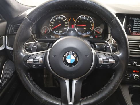 Used 2015 BMW M5 RWD image 38