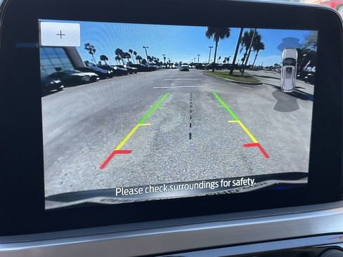 Used 2022 Ford Escape Titanium image 22