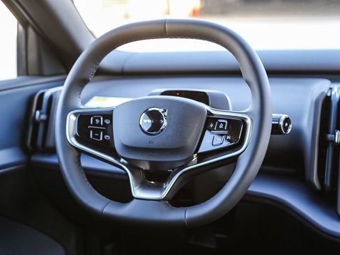 New 2026 Volvo EX30 Cross Country Ultra image 15