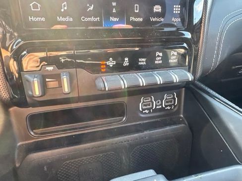 Used 2022 RAM 1500 Limited w/ Body Color Bumper Group AWD/4WD image 22