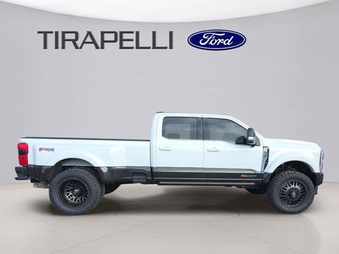 Used 2025 Ford F450 King Ranch w/ FX4 Off-Road Package image 6